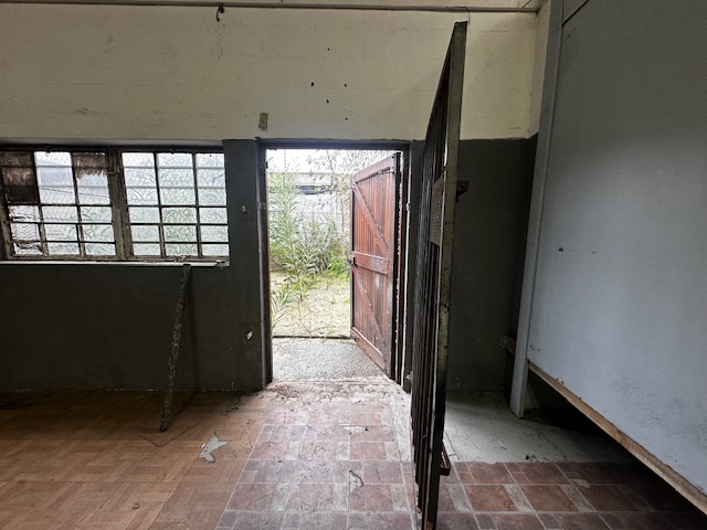 To Let Commercial Property for Rent in Athlone Industrial Western Cape
